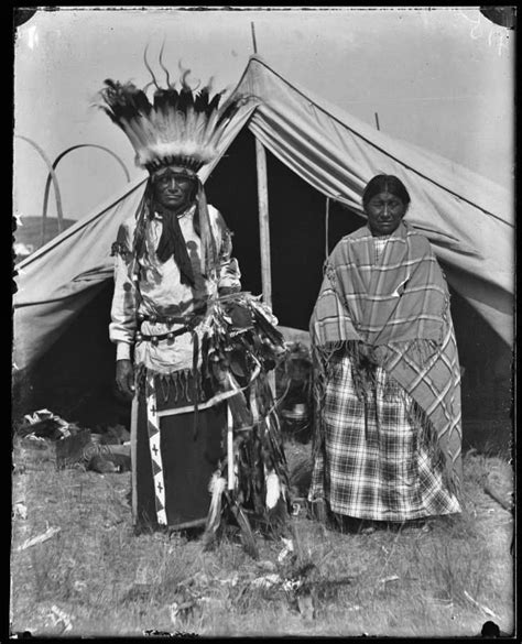 Miniconjou Couple Circa 1908 Native American Images Native American