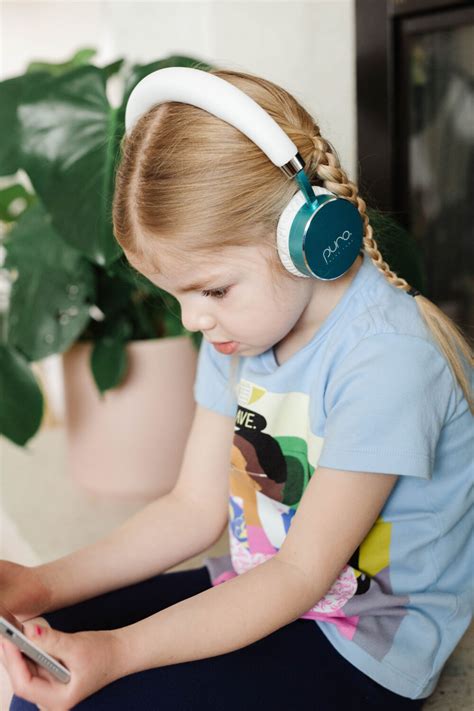 favorite kids headphones everyday reading