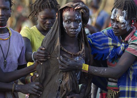 Nigeria Bans Female Genital Mutilation African Powerhouse