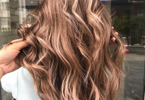 34 light brown hair colors that are blowing up in 2019