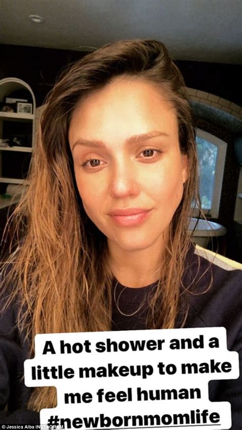 Jessica Alba Shares Sweet Photo Of Bundled Up Son Hayes Daily Mail Online