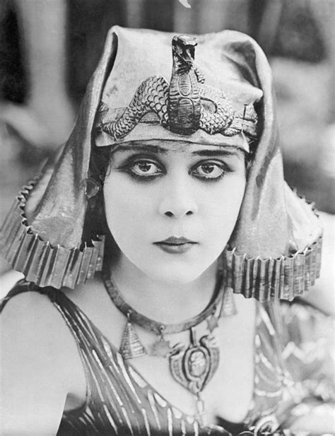 Theda Bara The First Sex Symbol Of The Film Era Who Lured Men To