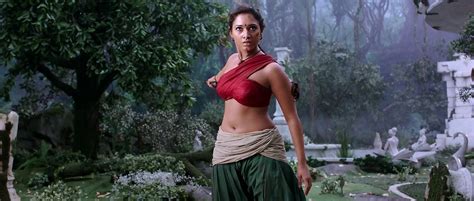 Indian Hot Actress Actress Tamanna Hot Spicy Wet Navel