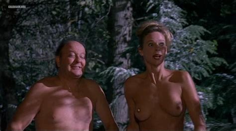 Naked Claire Farwell In Vacanze Di Natale 95