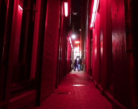 amsterdam exclusive red light district tour with local