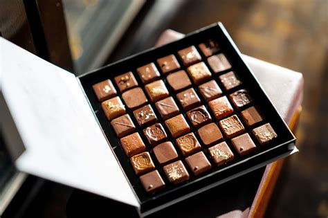 top  world famous swiss chocolate brands  ten top  lists