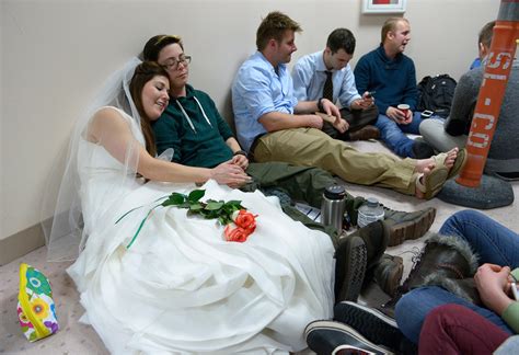 Utah Says It Wont Recognize Same Sex Marriages It Licensed The New