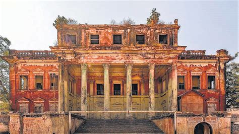 telangana  give neglected heritage structures  makeover latest