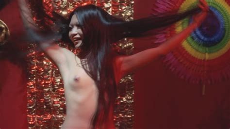 Naked Mai Ling Shan In Die Sex Spelunke Von Bangkok