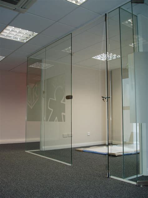 Frameless Glass Partition Installation Glass And Glazing Solutions