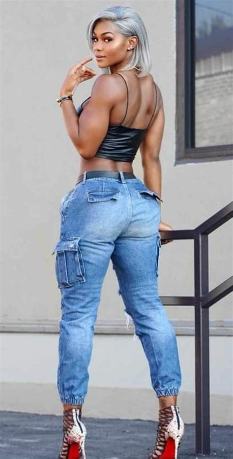 Pin By St James On Curvy Jeans And Heels Curvy Jeans Girls Jeans Mom