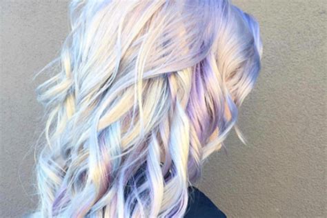 Holographic Hair Is The Most Mesmerizing Color Trend Of