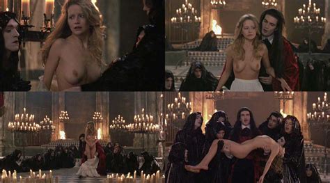 laure marsac nuda ~30 anni in interview with the vampire