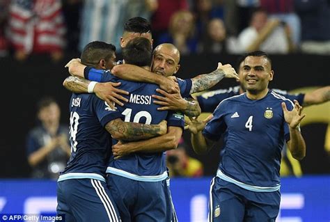 usa 0 4 argentina lionel messi sets new national goalscoring record as tata martino s side