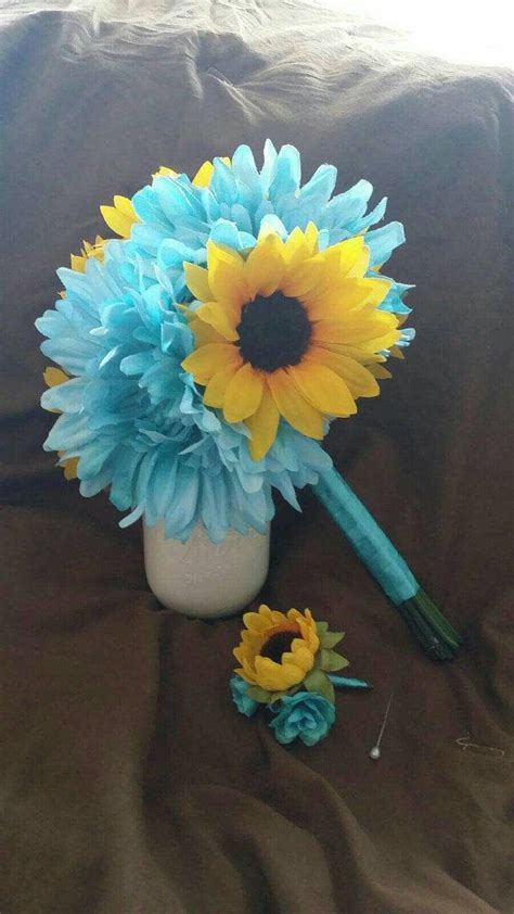 turquoise daisy sunflower bouquet matching boutonniere