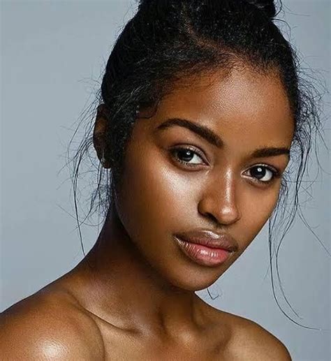 6 Steps To The Perfect No Makeup Makeup Look Dark Skin Makeup Black