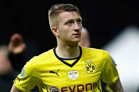 He S Staying Borussia Dortmund Ko Manchester United S Hopes Of Signing