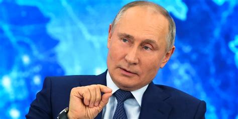 Putin Denies Involvement In Poisoning Of Opposition Leader Alexei