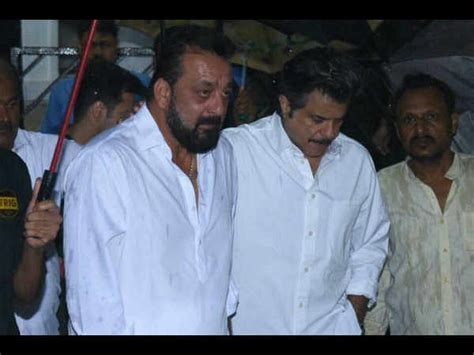 sanjay dutt anil kapoor and rishi kapoor arrive to pay last respects to shashi kapoor filmibeat