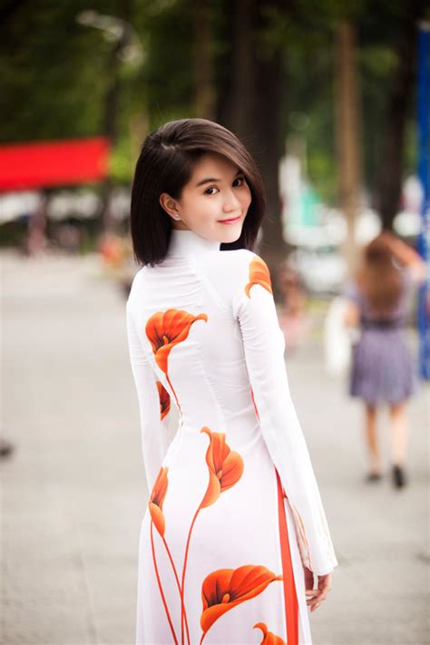 Vietnamese Queen Of Lingerie Model Ngoc Trinh In
