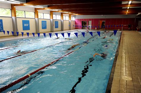 club swimming swimming classes  borders