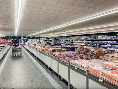 germany  largest aldi store   world opens