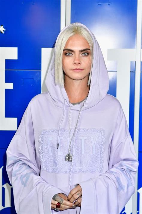 cara delevingne shows off her new icy platinum hair