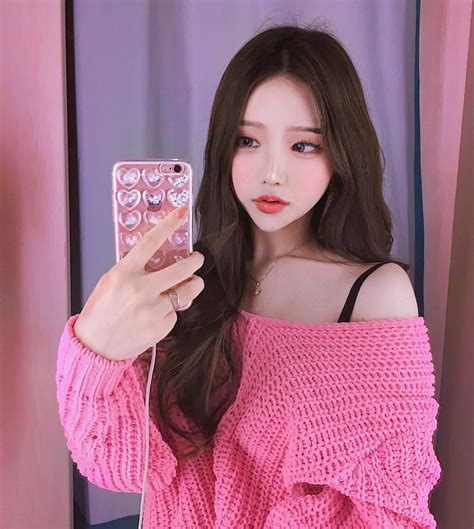 Pin By C H A N E Ł On ⋆ ˚｡⋆୨୧˚ And ˚୨୧⋆｡˚ Ulzzang Korean Girl Cute