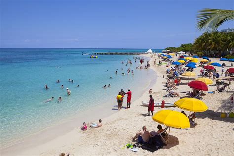 The 7 Best Beaches In Jamaica