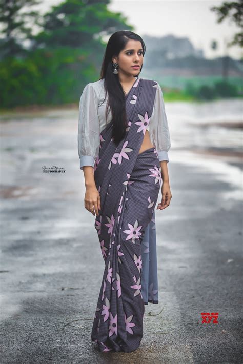 Actress Rashmi Gautam Latest Super Gorgeous Stills Social News Xyz