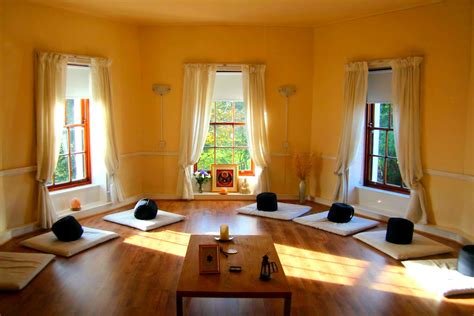 peaceful chic meditation rooms