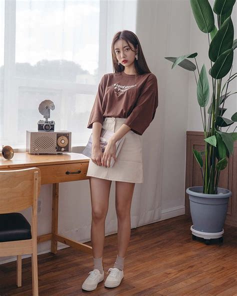 Korean Fashion Wardrobe Essentials To Nail The Korean Cool Girl Style