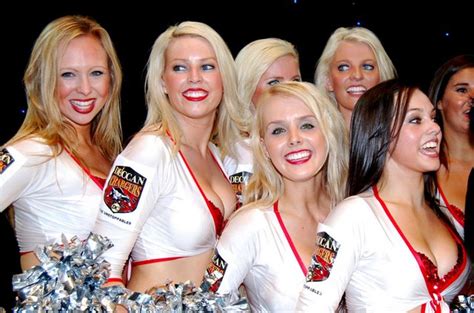 photo gallery ipl 5 hot n sexy cheerleaders