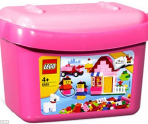 Sexist Pink Lego Aimed At Girls Is Reinforcing Gender Divide In