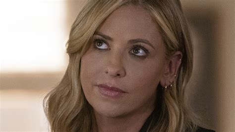 sarah michelle gellar discusses the deeper meaning behind her new show
