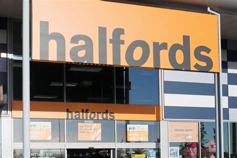 halfords reopens   shops  garages   uk