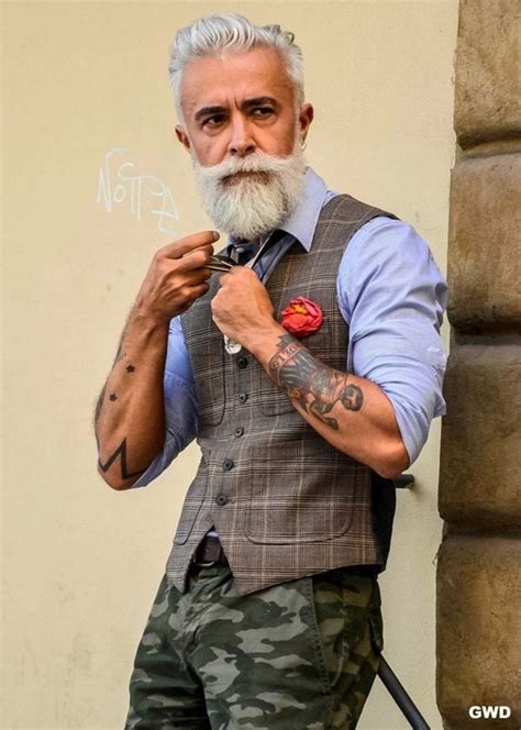 check for some fabulous old man fashion looks to stay way ahead than