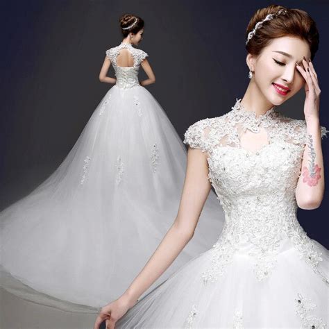 French Style Short Sleeve Wedding Dresses Beaded Appliques High Neck