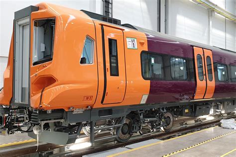 uk rolling stock manufacturers suspend production rail business uk