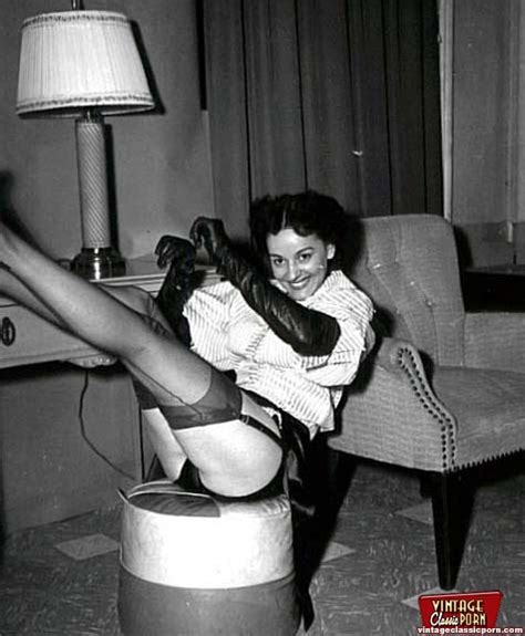 pinkfineart 50s naughty housewives from vintage classic porn