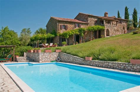 luxury umbria and tuscany border villas tuscany villa italian home