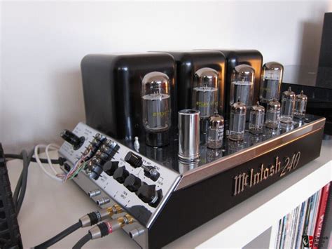 mcintosh mc  tube amp photo  canuck audio mart