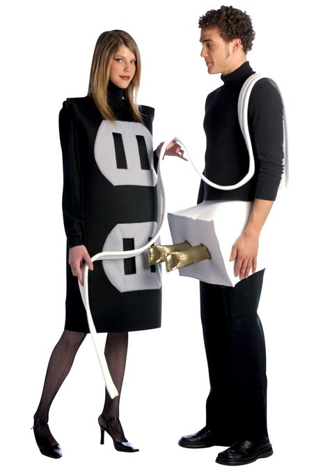 10 Awesome Funny Couple Halloween Costume Ideas 2020