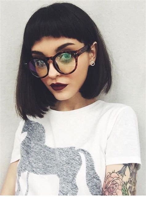 45 hairstyles with bangs and glasses