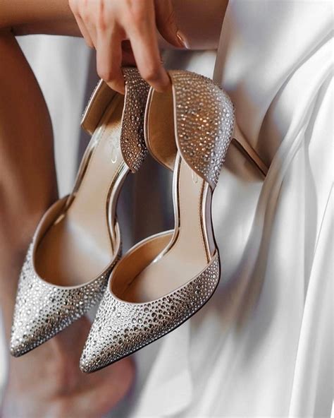 33 comfortable wedding shoes that are stylish