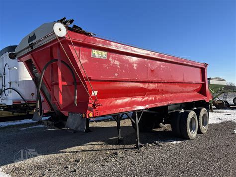 hilbilt  dump trailers  sale  illinois  listings truckpapercom page
