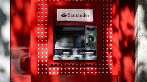 santander back to profit after quicker customer recovery