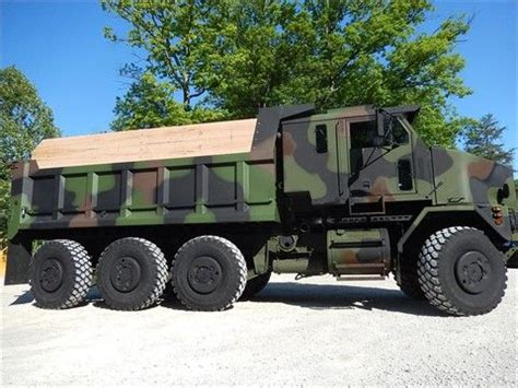 oshkosh  equipment trucks army vehicles tactical truck
