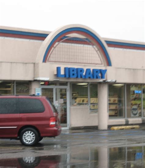 Library In The Strip Mall Jessamyn West Flickr