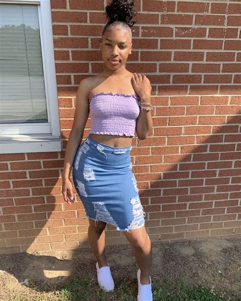 17 Hiii On Instagram “ćutè” Black Girl Outfits Simple Outfits